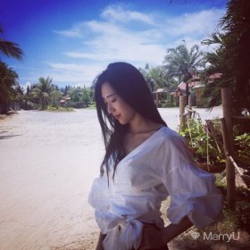 Kc 26岁 期望两年内结婚 澳门 164cm 10W~20W 喜欢音乐摄影 学习钢琴10年,大学读酒店管理
爱旅游爱生活也相信爱情~