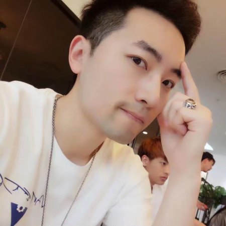 Alex 31岁 173cm 20W~30W 射手座 上海 游戏,汽车,运动,音乐,阅读,直爽,孝顺 我并不需要扩大朋友圈,如果没打算认真喜欢我,别轻易说 hi