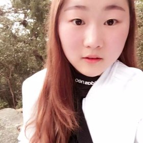 何为坚强 25岁 期望两年内结婚 福建-福州 160cm 10W以下 这个软件是假的,这么久了都没遇到我喜欢的人。
如果,有人要你认命,这个世界上没有你要找的那个人,你千万别信,我这不是来了嘛……