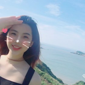 Candice小丹 28岁 期望两年内结婚 广东-广州 168cm 10W~20W Hi,很高兴你来看我。介绍一下自己
工作:
是一家500强外企的小白领,前3年轮岗每年换一个地方,今年7月刚从上海回到广州稳定。更喜欢广州的天气、饮食,语言,文化。
生活:
喜欢美食、电影、游泳、健身、瑜伽还有逛街和追剧:)
对未来的你的期待:
希望你是一个对生活热爱并且勇敢地面对压力和挑战,两个人互相陪伴扶持生活下去。如果你对美食或做饭有一些研究就更好了。
因为我是一个对朋友很真诚的人,所以不太喜欢自视过高的人,如果有涉及到你先抱歉喔。