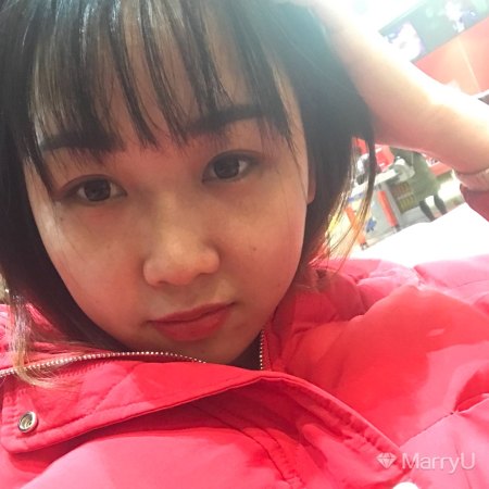 小师妹 22岁 160cm 10W以下 处女座 江西-赣州 美食,逛街,看电影,阅读,旅行 平凡而普通的一个女生~没有公主病~没有所谓的貌美如花~会下厨~朋友们取笑说我可以撑起一桌酒席。哈哈~自我认为也算能带的出去~来个闪婚也不错~先结婚后恋爱~认为自己逼格高的勿扰没心情胡说八道~随缘~vxA1350860562