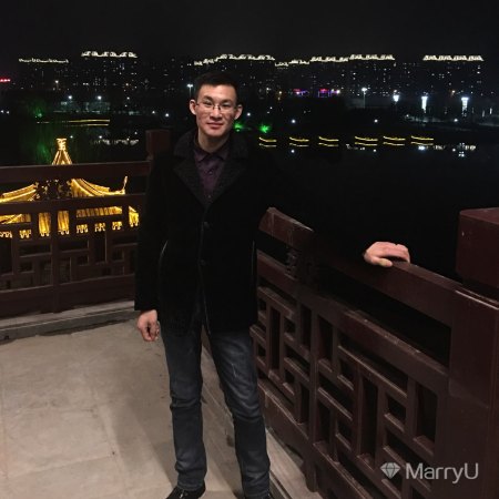 李飞 25岁 178cm 10W以下 双鱼座 江苏-扬州 我想找一个永远关心,照顾我的人