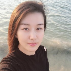 MissLiu 30岁 期望一年内结婚 辽宁-沈阳 168cm 50W~100W 女孩子家家的,干嘛这么拼呢?
我认真做人努力工作,为的就是有一天当站在我爱的人身边,不管他富甲一方还是一无所有,我都可以张开双手拥抱他。他富有我不用觉得自己高攀,他贫穷我们也不至于落魄。
我是属于在哪个城市做什么工作都能让自己活得很好的人,可塑性比较强,你只要有本事能让我喜欢上你,我一定会让你感受到遇到我之前你对女生的期待太受限…我能把家人照顾得很好,会做得一手好菜,性格比较阳光,知世故而不世故。
这世上只有一种成功、叫:用自己喜欢的方式过一生。
