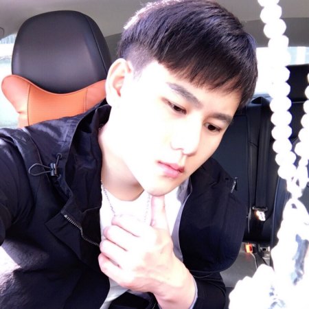 小龙No_bruce 29岁 182cm 50W~100W 射手座 江苏-南京 汽车,徒步,看电影,音乐,阅读,旅行,成熟稳重,内涵,独立,孝顺,责任感,儒雅,阳光,匀称 有眼缘,有感觉
对的时间在等待对的人